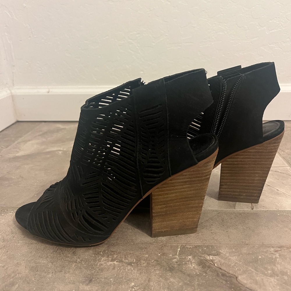 Vince Camuto Black Heeled Boots with Cutout Design